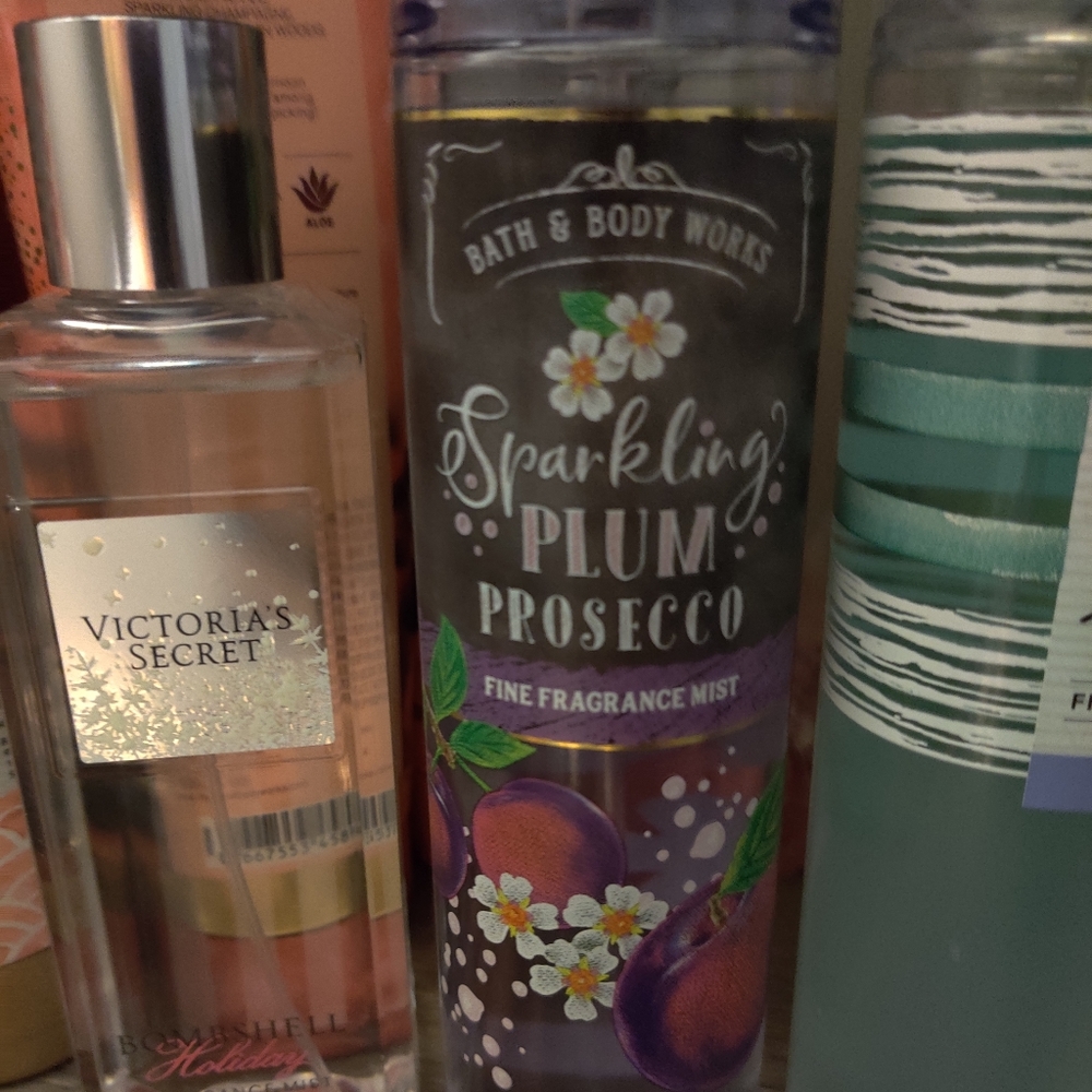 Bath and body works sparkling plum prosecco